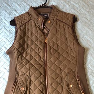 Selling a women vest